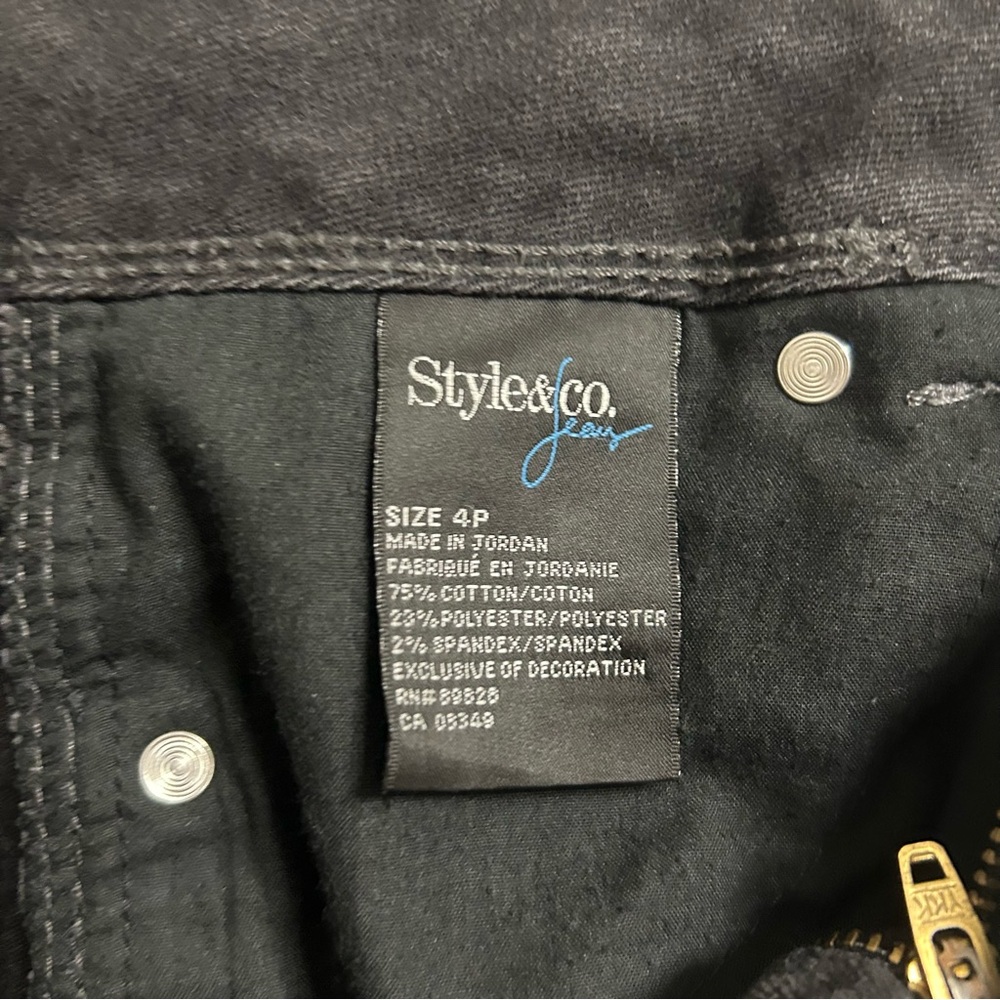 Style & Co Petite Bootcut Jeans Size 4P Black Stretch Denim Chain Stitch Pocket - Picture 6 of 6